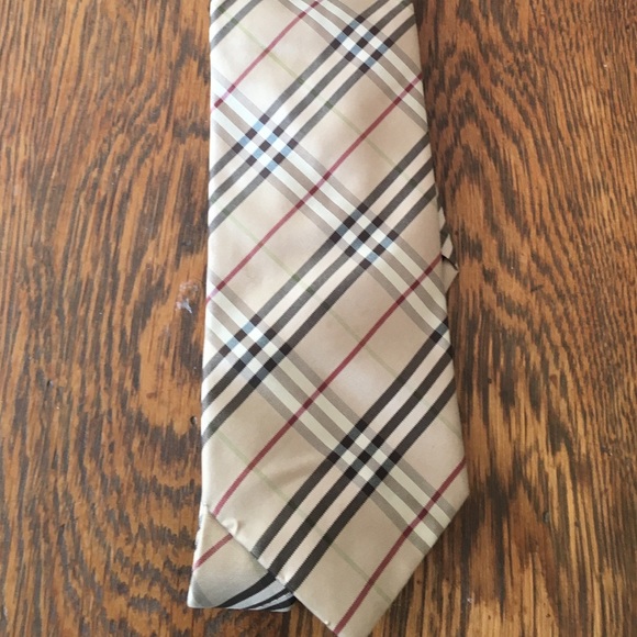 Burberry Other - Burberry London plaid silk tie